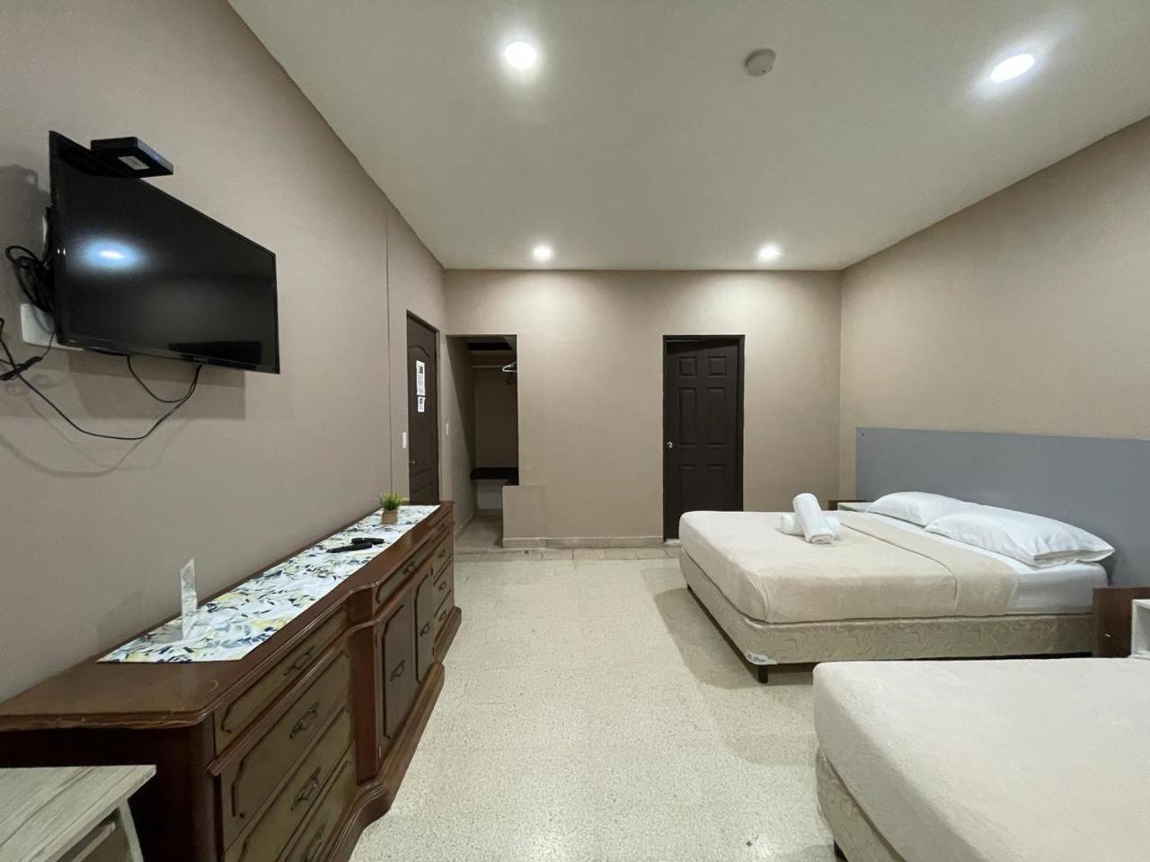 Hostal El Prado مدينة باناما المظهر الخارجي الصورة