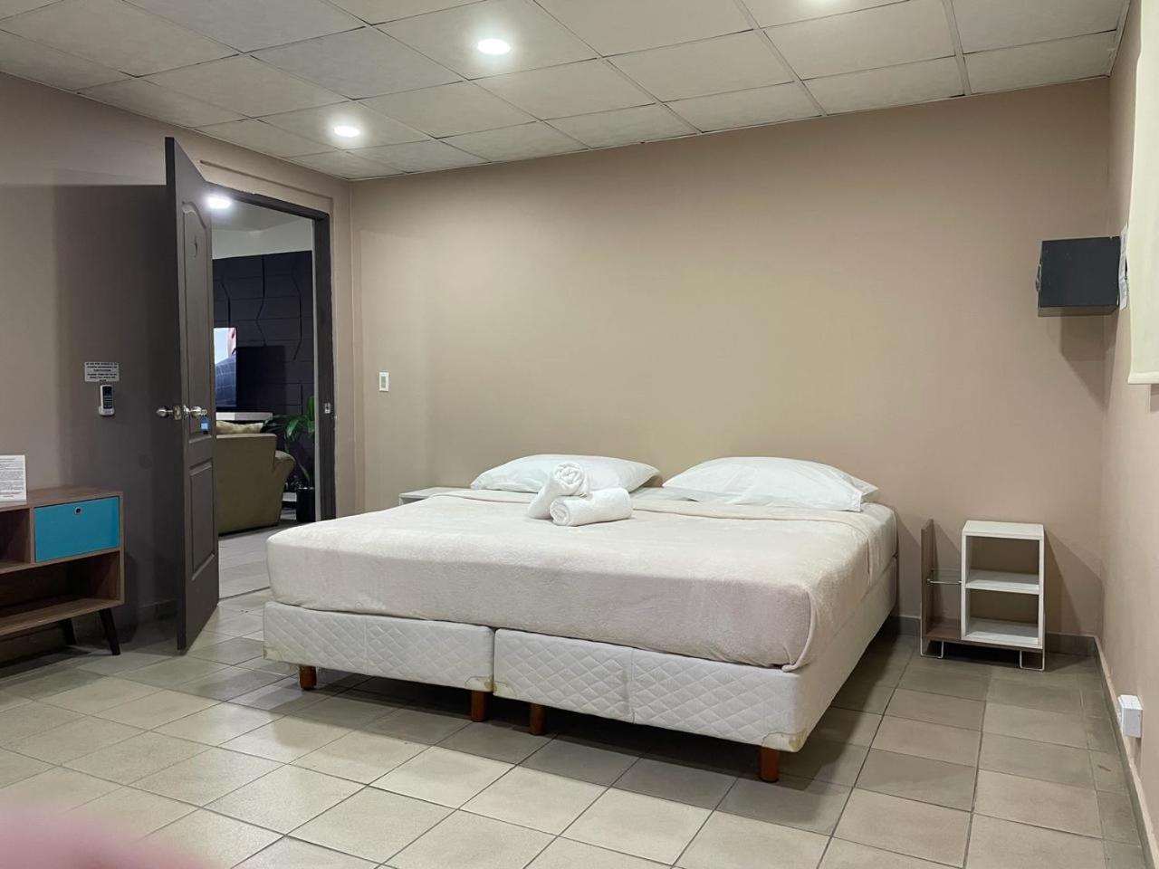 Hostal El Prado مدينة باناما المظهر الخارجي الصورة