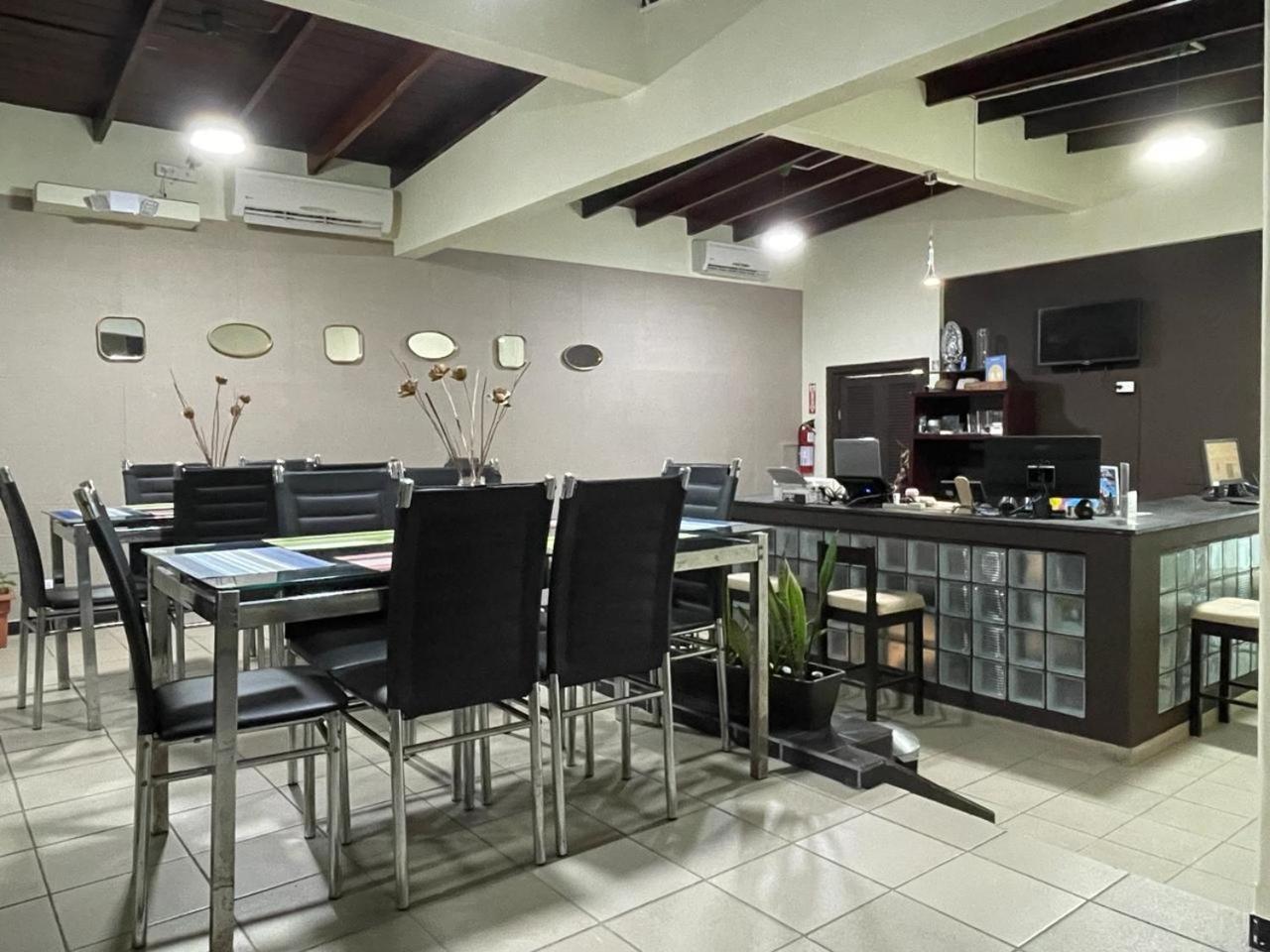 Hostal El Prado مدينة باناما المظهر الخارجي الصورة